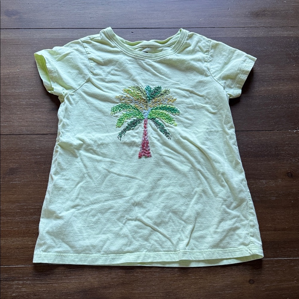 Size 10 Tea Collection cotton tee with palm tree embroidered appliqué